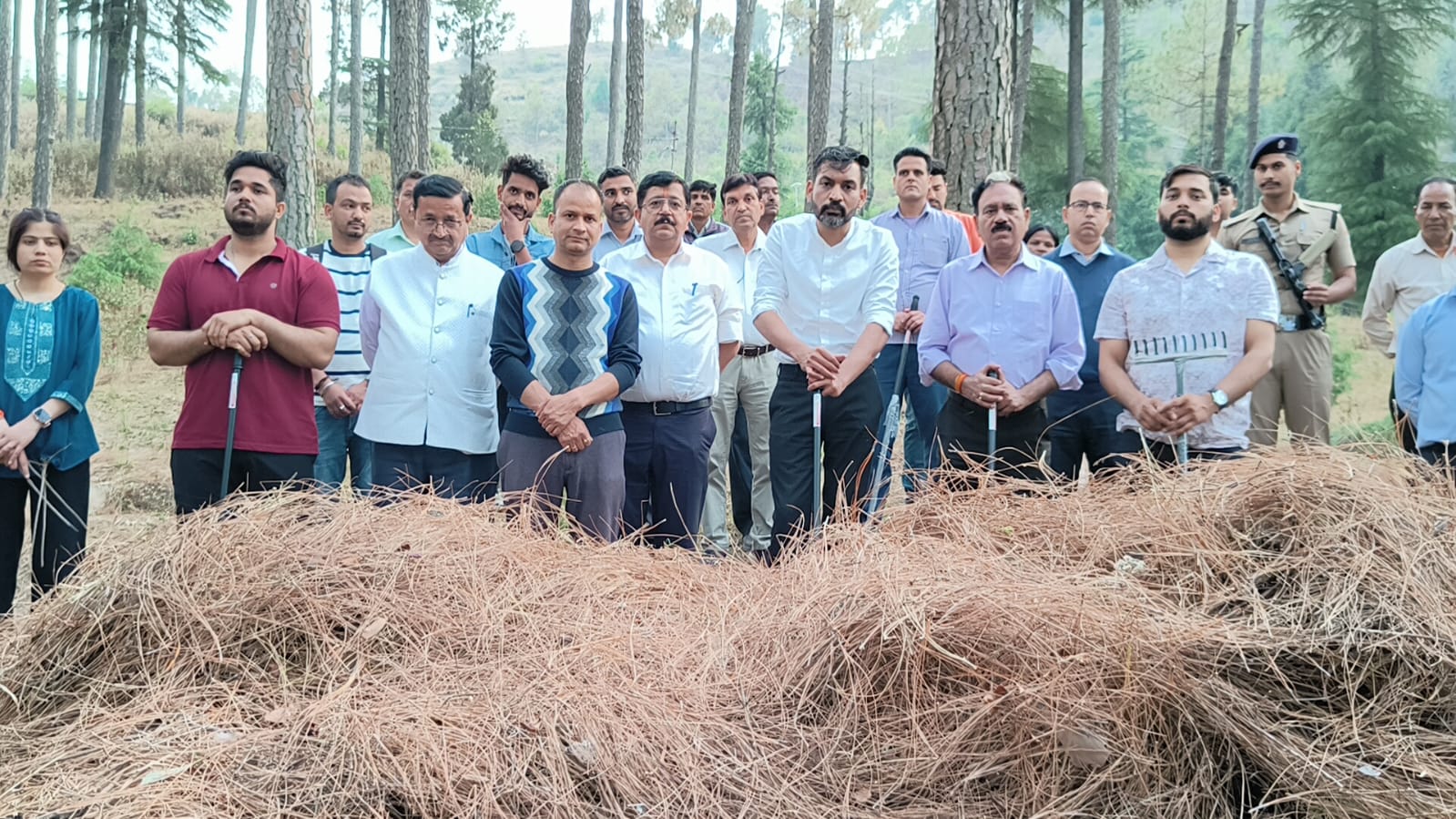 सतपुली में होगी पिरुल ब्रिकेटिंग यूनिट की स्थापना सतपुली में होगी पिरुल ब्रिकेटिंग यूनिट की स्थापना