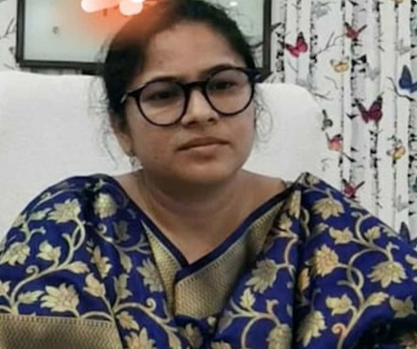 जिलाधिकारी प्रियंका निरंजन जिलाधिकारी प्रियंका निरंजन