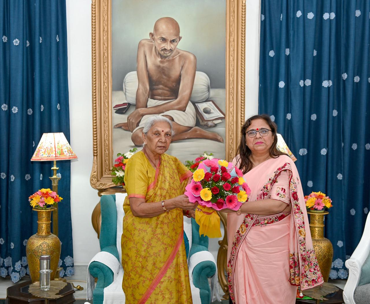 कुलपति प्रो. पूनम टंडन ने महामहिम राज्यपाल से की शिष्टाचार भेंट* कुलपति प्रो. पूनम टंडन ने महामहिम राज्यपाल से की शिष्टाचार भेंट*