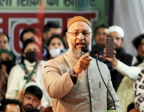 ओवैसी की फोटो ओवैसी की फोटो