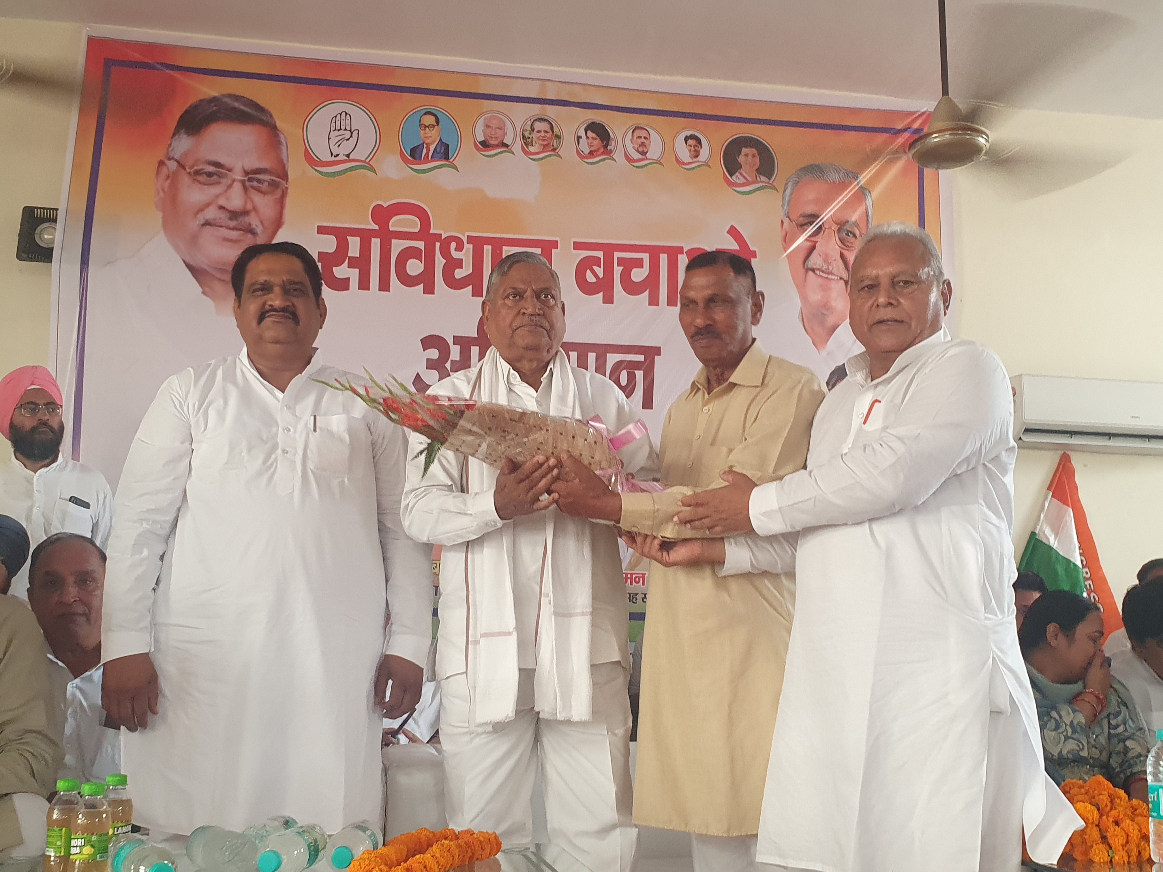 कार्यक्रम में पहुंचे कांग्रेस प्रदेशाध्यक्ष उदयभान कार्यक्रम में पहुंचे कांग्रेस प्रदेशाध्यक्ष उदयभान
