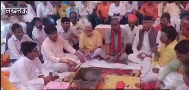 राज्य सेतु निगम का भूमि पूजन कार्यक्रम (वीडियो से ली गयी फोटो) राज्य सेतु निगम का भूमि पूजन कार्यक्रम (वीडियो से ली गयी फोटो)