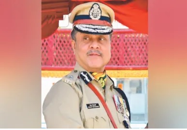 अनजान नंबर पर भरोसा ना करें,कॉल या अन्य माध्यम से सत्यापन के बाद ही अगला कदम उठाए:डीजी प्रियदर्शी अनजान नंबर पर भरोसा ना करें,कॉल या अन्य माध्यम से सत्यापन के बाद ही अगला कदम उठाए:डीजी प्रियदर्शी