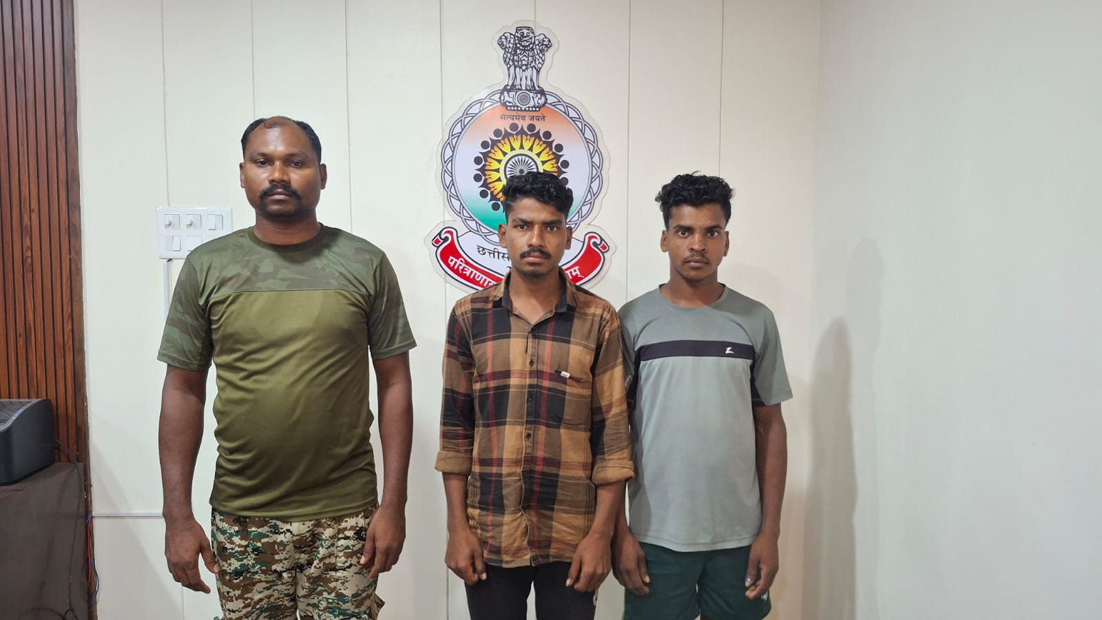 सुकमा : 02 नक्सली आरोपियों को गिरफ्तार करने में पुलिस को सफलता मिली। सुकमा : 02 नक्सली आरोपियों को गिरफ्तार करने में पुलिस को सफलता मिली।