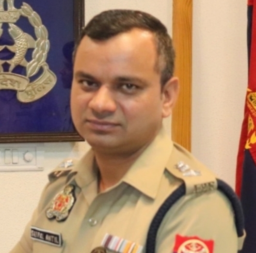 वरिष्ठ पुलिस अधीक्षक सतपाल अंतिल वरिष्ठ पुलिस अधीक्षक सतपाल अंतिल