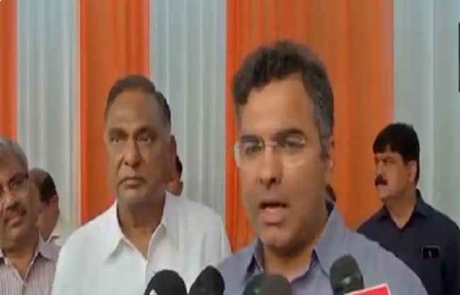 दिल्ली सरकार में पीडब्ल्यूडी मंत्री प्रवेश वर्मा जल संकट पर आआपा पर आरोप लगाते हुए दिल्ली सरकार में पीडब्ल्यूडी मंत्री प्रवेश वर्मा जल संकट पर आआपा पर आरोप लगाते हुए