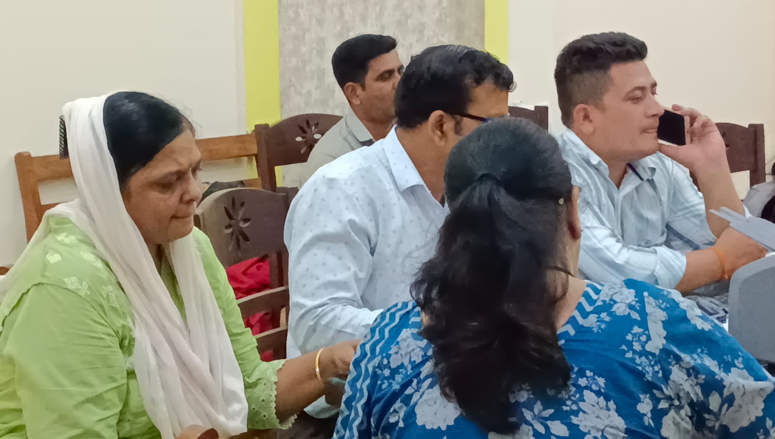लोकायुक्त टीम ने स्वास्थ्य विभाग में आरटीआई शिकायत शाखा में पदस्थ महिला को रिश्वत लेते रंगे हाथ पकड़ा लोकायुक्त टीम ने स्वास्थ्य विभाग में आरटीआई शिकायत शाखा में पदस्थ महिला को रिश्वत लेते रंगे हाथ पकड़ा