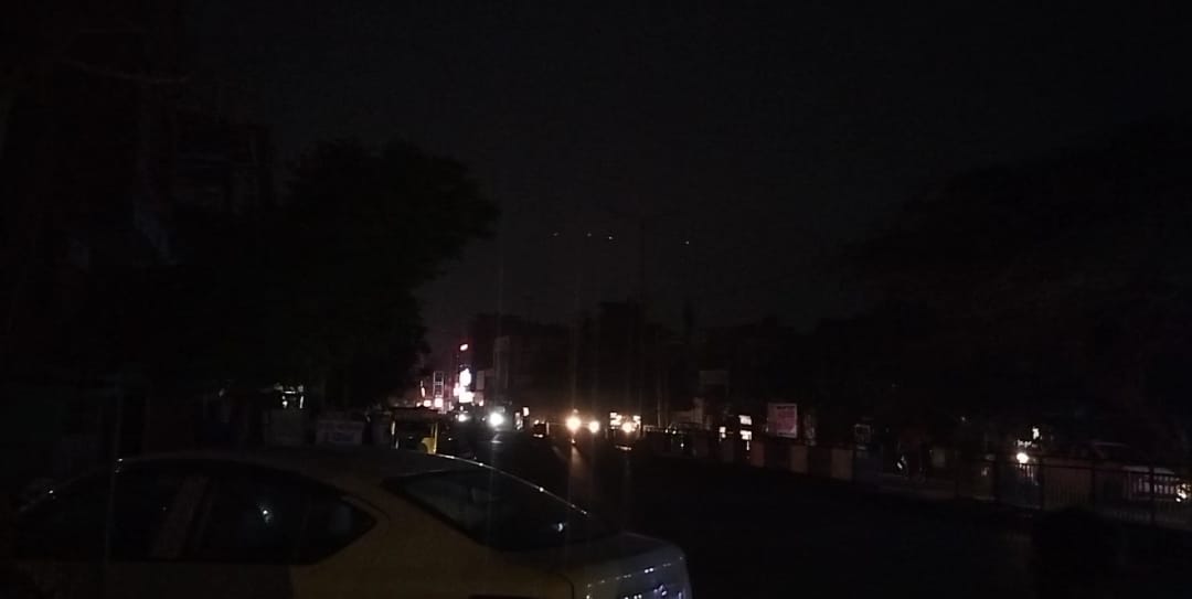 आपरेशन अभ्यास के दौरान सिरसा में ब्लैक आउट का दृश्य। आपरेशन अभ्यास के दौरान सिरसा में ब्लैक आउट का दृश्य।