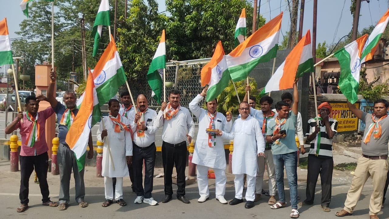 अखिल भारतीय क्रांतिकारी सम्मान संघर्ष मोर्चा एवं गुरुकृपा संस्थान के संयुक्त तत्वावधान में भारतीय सेना की शौर्यता, वीरता एवं पराक्रम की सराहना* अखिल भारतीय क्रांतिकारी सम्मान संघर्ष मोर्चा एवं गुरुकृपा संस्थान के संयुक्त तत्वावधान में भारतीय सेना की शौर्यता, वीरता एवं पराक्रम की सराहना*