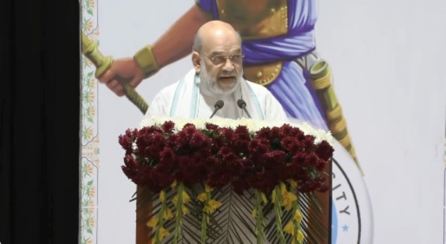 केंद्रीय गृह मंत्री अमित शाह मंगलवार को एबीवीपी द्वारा आयोजित नॉर्थ-ईस्ट छात्र एवं युवा संसद को संबोधित करते हुए केंद्रीय गृह मंत्री अमित शाह मंगलवार को एबीवीपी द्वारा आयोजित नॉर्थ-ईस्ट छात्र एवं युवा संसद को संबोधित करते हुए