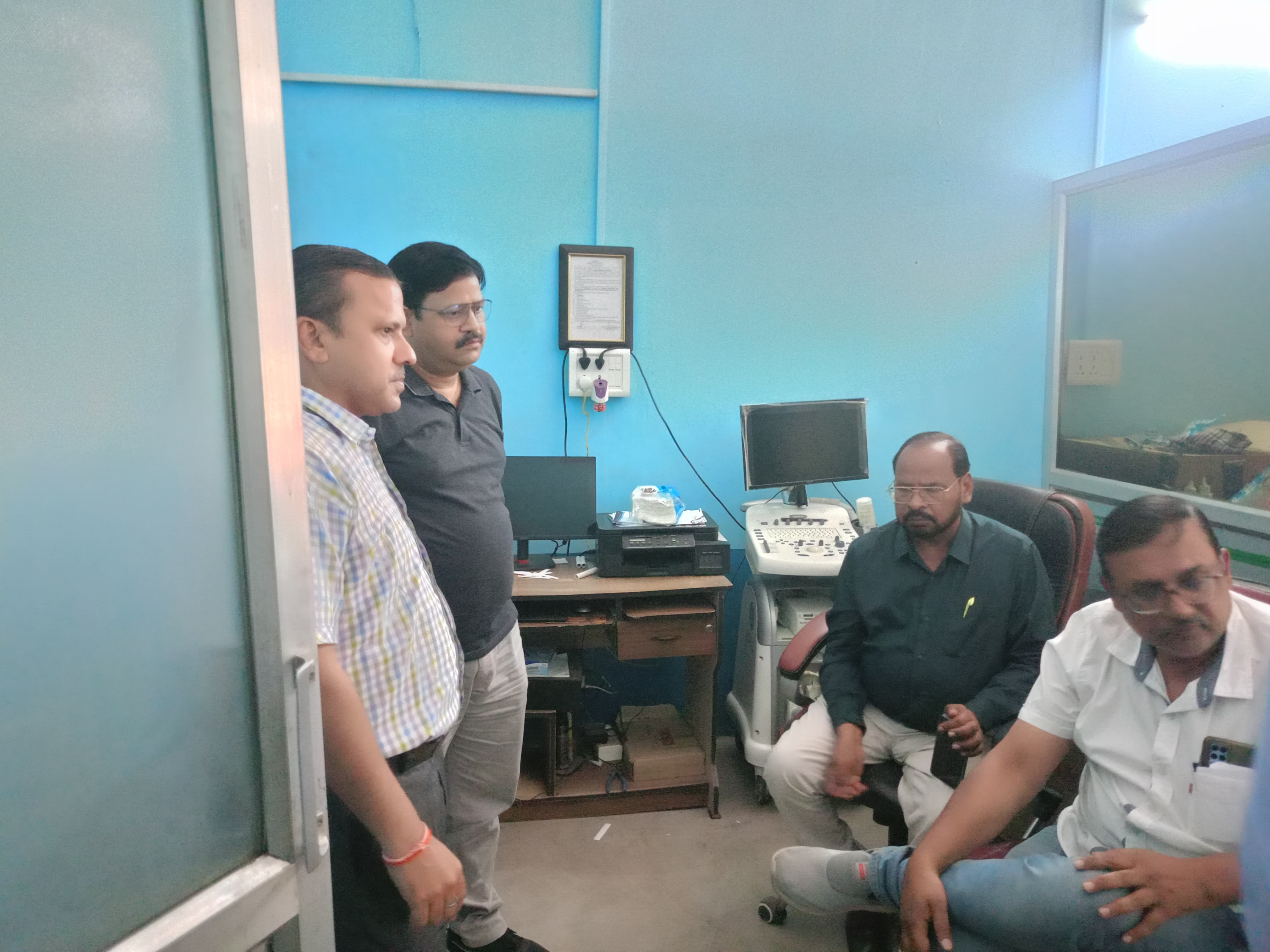 बिना मानक के चल रही पैथोलॉजी सीज बिना मानक के चल रही पैथोलॉजी सीज