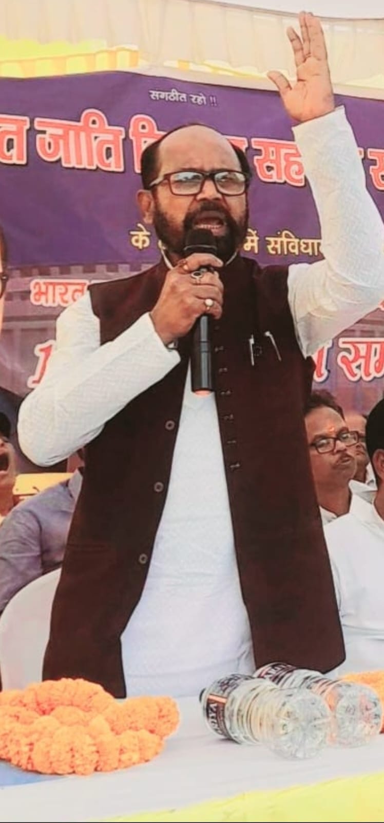 विजय शंकर नायक की फाइल फोटो विजय शंकर नायक की फाइल फोटो