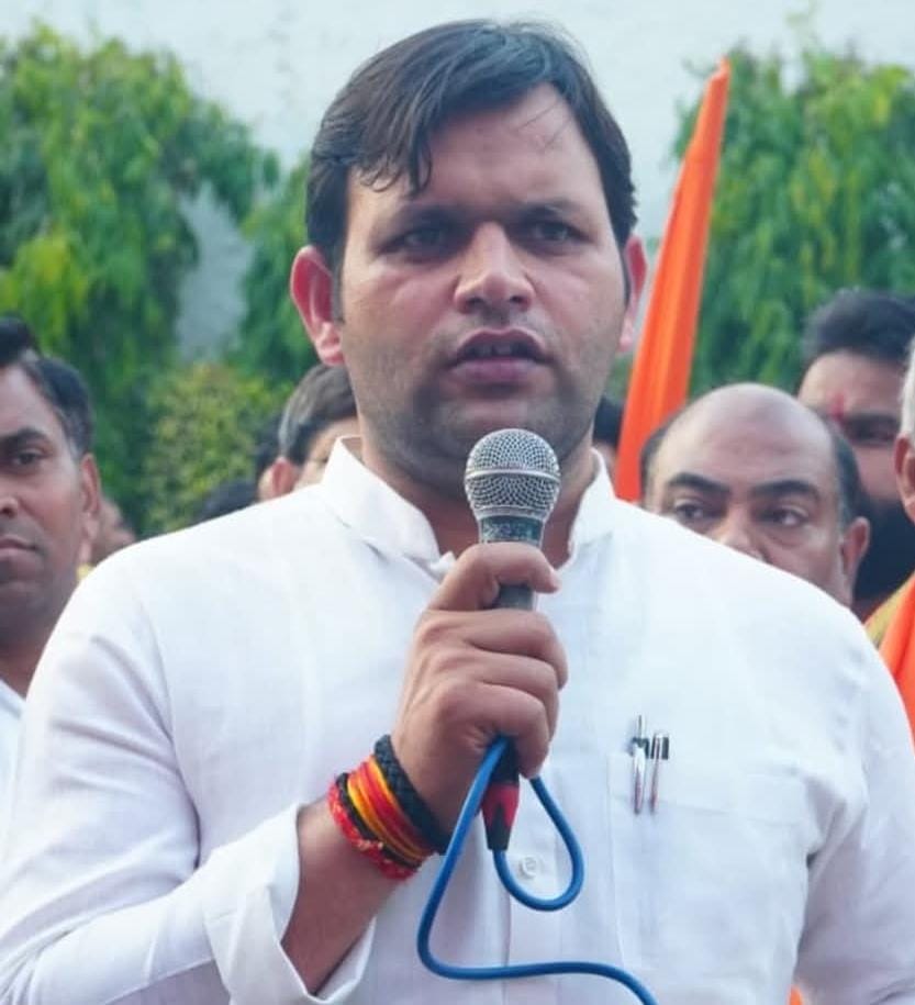 खेल मंत्री गौरव गौतम खेल मंत्री गौरव गौतम