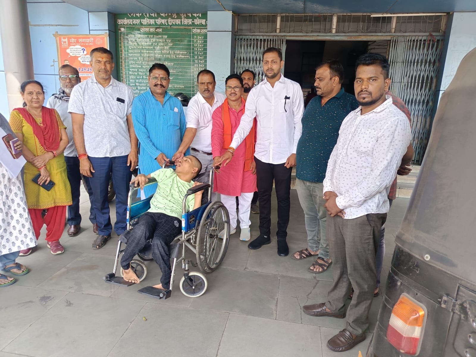 कोरबा : दीपका नगर पालिका ने दिव्यांगजनों को व्हीलचेयर प्रदान कर मनाया सुशासन तिहार कोरबा : दीपका नगर पालिका ने दिव्यांगजनों को व्हीलचेयर प्रदान कर मनाया सुशासन तिहार