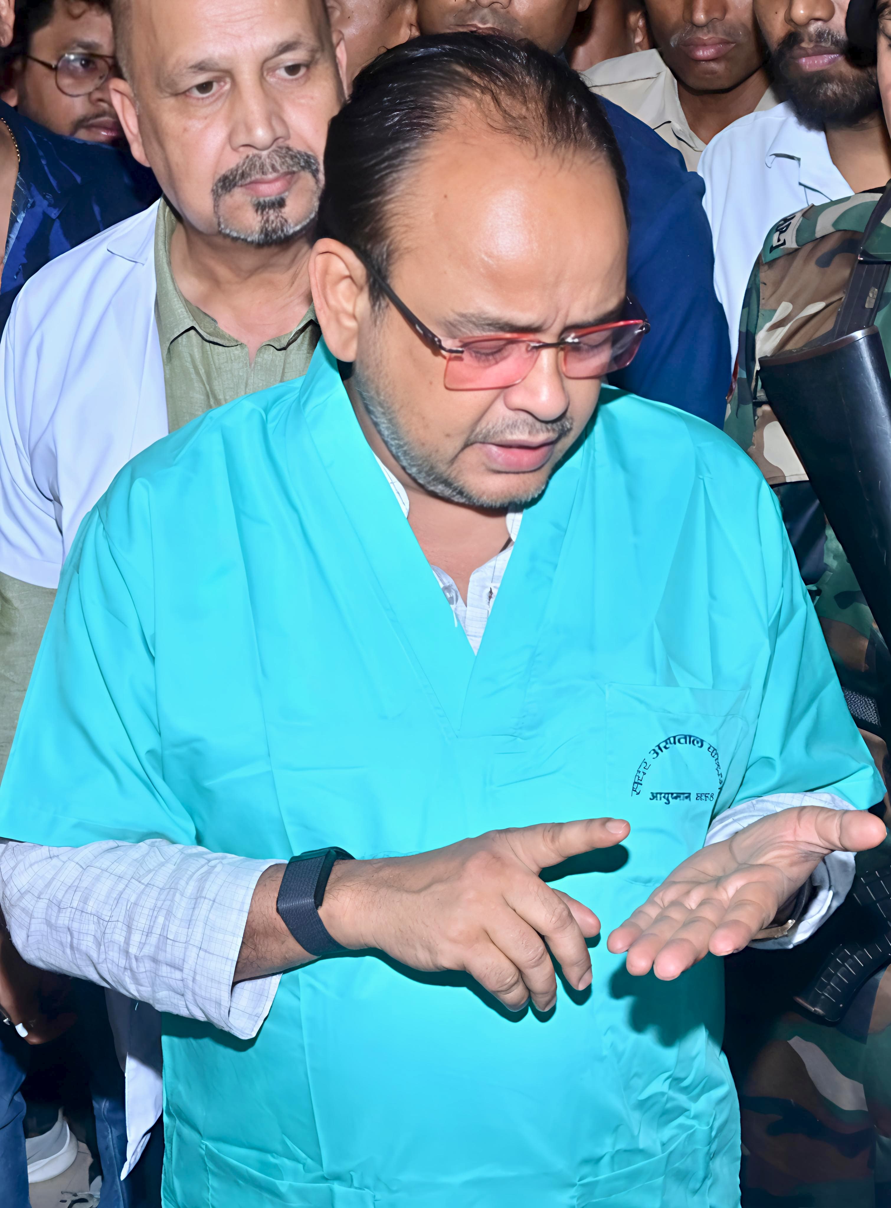 स्वास्थ्य मंत्री इरफान अंसारी की तस्वीर स्वास्थ्य मंत्री इरफान अंसारी की तस्वीर