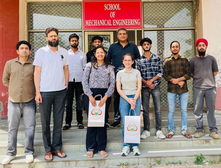 एसओएमई ने अकादमिक-उद्योग के बीच की खाई को पाटने के लिए पूर्व छात्रों के साथ बातचीत का एक सत्र आयोजित किया एसओएमई ने अकादमिक-उद्योग के बीच की खाई को पाटने के लिए पूर्व छात्रों के साथ बातचीत का एक सत्र आयोजित किया