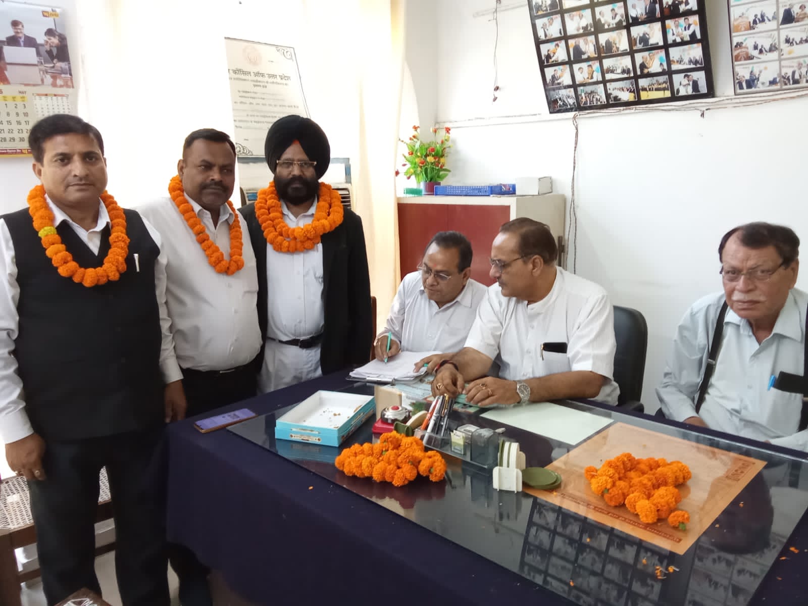 जिला बार एसोसिएशन मुरादाबाद के नवनिर्वाचित पदाधिकारी। जिला बार एसोसिएशन मुरादाबाद के नवनिर्वाचित पदाधिकारी।