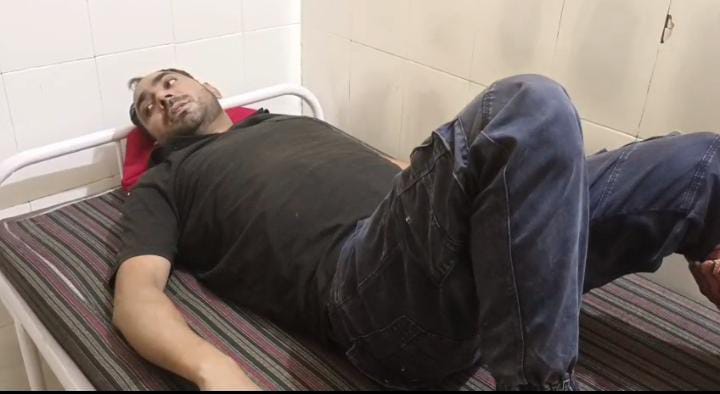 गोली लगने से घायल दो आरोपितों को जिला अस्पताल में कराया भर्ती गोली लगने से घायल दो आरोपितों को जिला अस्पताल में कराया भर्ती