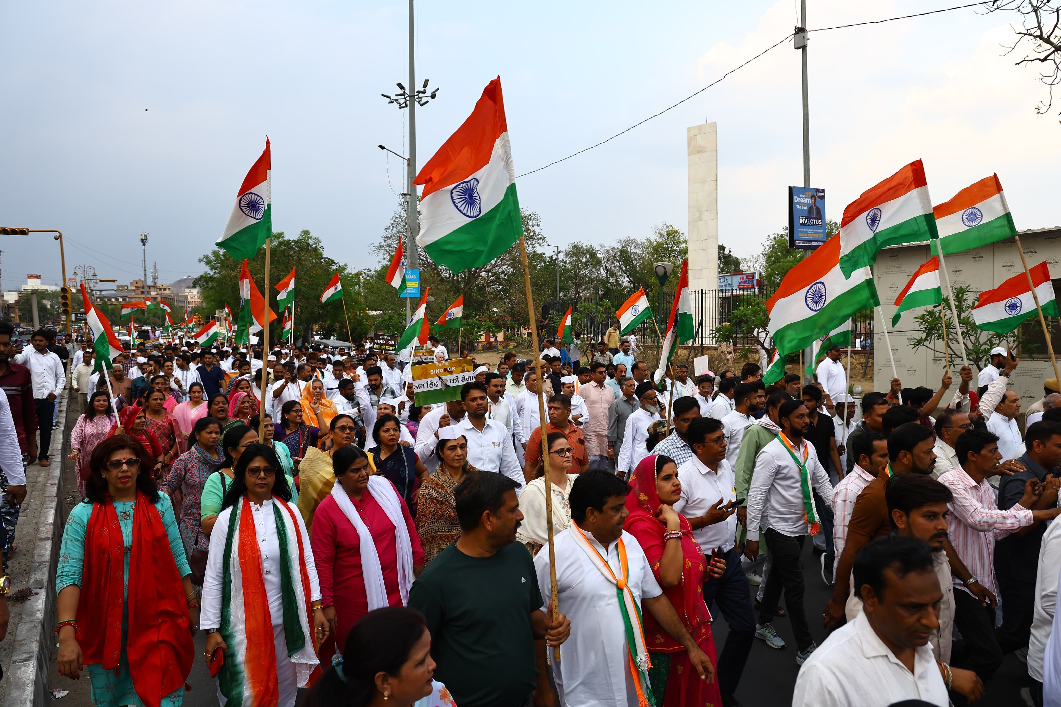 कांग्रेस मुख्यालय से शहीद स्मारक तक जय हिन्द यात्रा कांग्रेस मुख्यालय से शहीद स्मारक तक जय हिन्द यात्रा