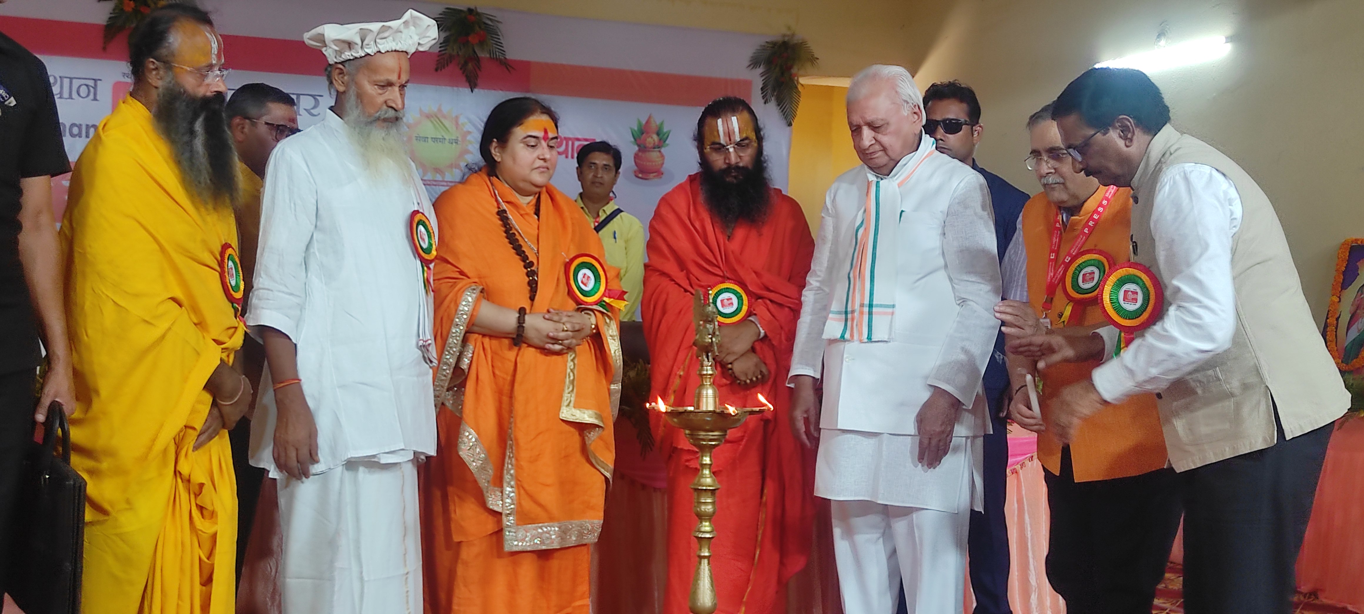 फोटो:सीता महोत्सव कार्यक्रम में अतिथि फोटो:सीता महोत्सव कार्यक्रम में अतिथि