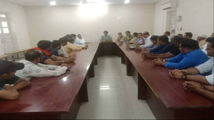 डबरा में हुई सिविल सोसायटी की बैठक डबरा में हुई सिविल सोसायटी की बैठक