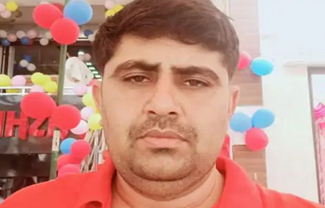 सोनीपत: मामले की जानकारी देते हुए पीड़ित राजबीर। सोनीपत: मामले की जानकारी देते हुए पीड़ित राजबीर।