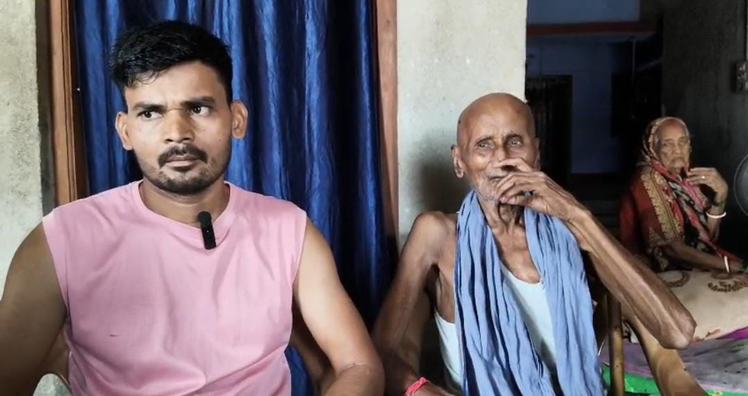 परिवार के साथ छबिलाल यादव परिवार के साथ छबिलाल यादव