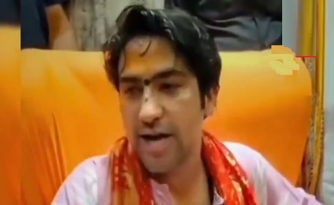 पंडित धीरेंद्र शास्त्री पंडित धीरेंद्र शास्त्री