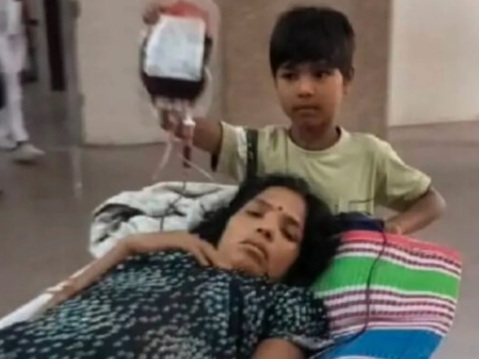 मानवता को शर्मसार करने वाला फोटो मानवता को शर्मसार करने वाला फोटो