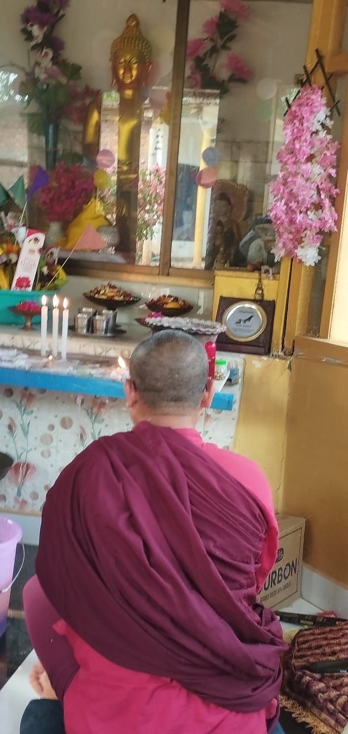 गुवाहाटी में बुद्ध पूर्णिमा उत्सव मनाया गया गुवाहाटी में बुद्ध पूर्णिमा उत्सव मनाया गया