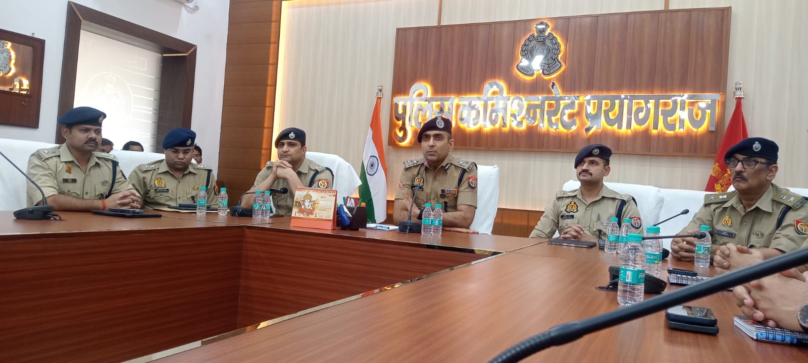 नवागत पुलिस आयुक्त प्रयागराज आईपीएस जोगिंदर कुमार का छाया चित्र नवागत पुलिस आयुक्त प्रयागराज आईपीएस जोगिंदर कुमार का छाया चित्र