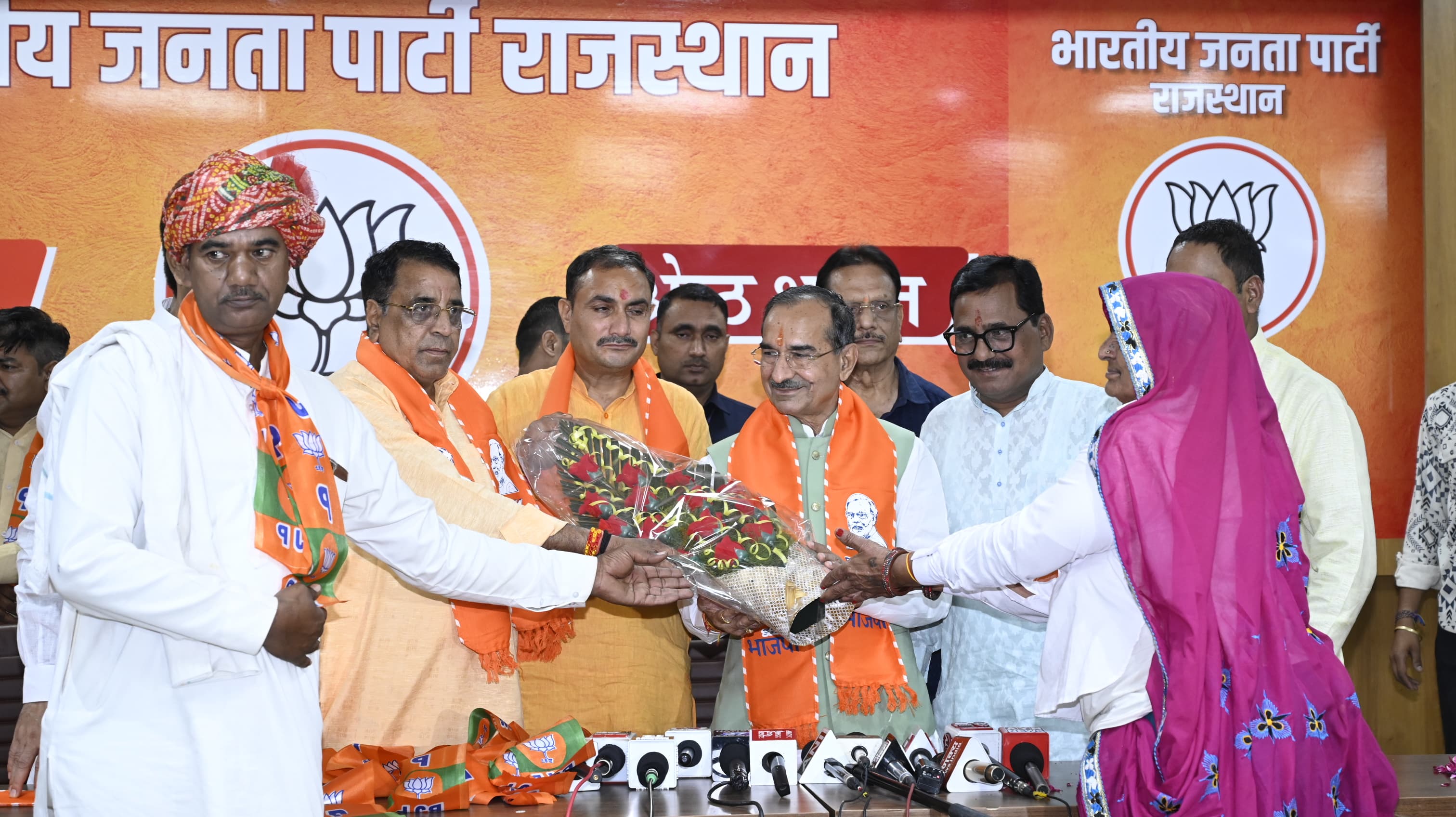 प्रधानमंत्री नरेंद्र मोदी की रीति और नीतियों से प्रभावित होकर आमजन ग्रहण कर रहा है भाजपा की सदस्यता: मदन राठौड़ प्रधानमंत्री नरेंद्र मोदी की रीति और नीतियों से प्रभावित होकर आमजन ग्रहण कर रहा है भाजपा की सदस्यता: मदन राठौड़