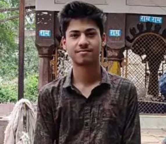 अर्पित का फोटो