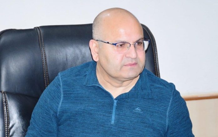 जम्मू-कश्मीर प्रशासन ने राजौरी के अतिरिक्त जिला विकास आयुक्त की शहादत पर गहरा दुख और हार्दिक संवेदना व्यक्त की जम्मू-कश्मीर प्रशासन ने राजौरी के अतिरिक्त जिला विकास आयुक्त की शहादत पर गहरा दुख और हार्दिक संवेदना व्यक्त की