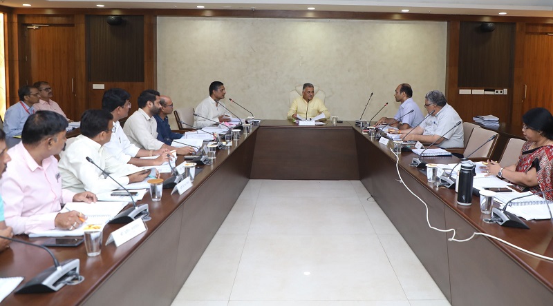 एसजीएसआईटीएस, इंदौर की शासी निकाय की 127वीं बैठक एसजीएसआईटीएस, इंदौर की शासी निकाय की 127वीं बैठक