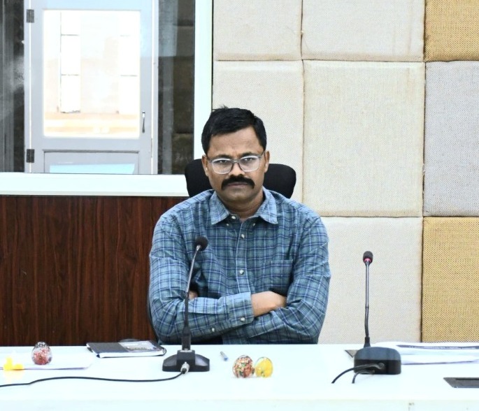 कलेक्टर कलेक्टर