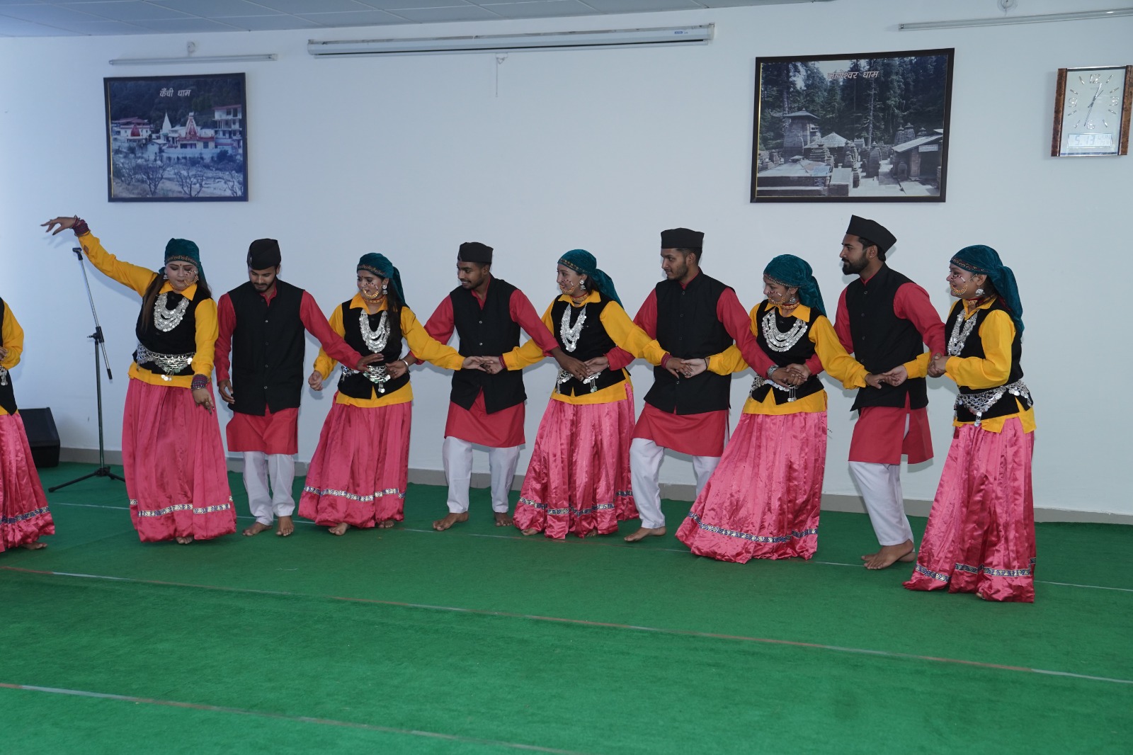 सांस्कृतिक दल ऑडिशन देते हुए। सांस्कृतिक दल ऑडिशन देते हुए।