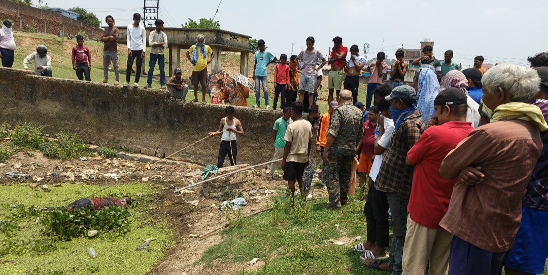 घटनास्थल की तस्वीर घटनास्थल की तस्वीर