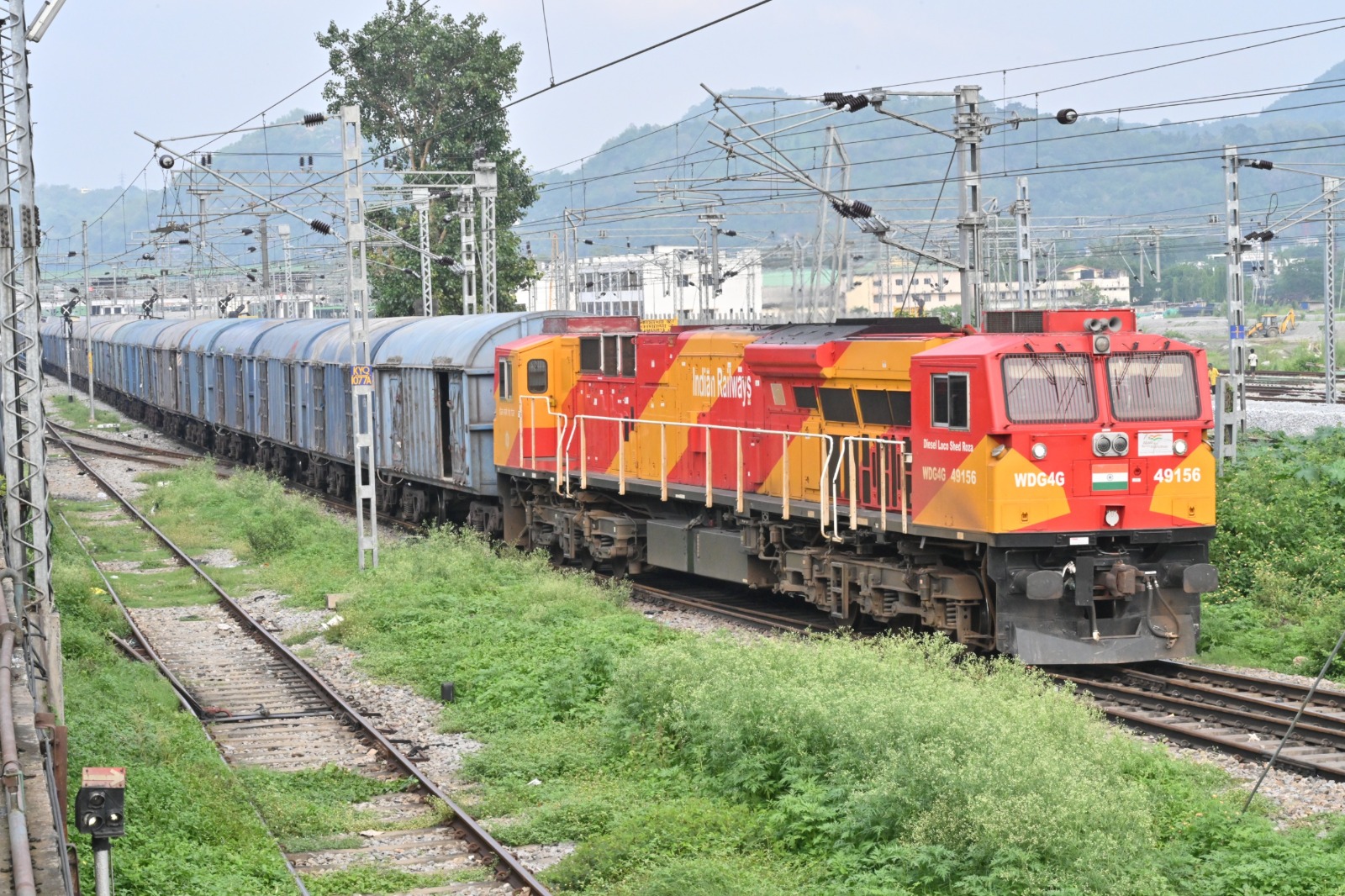 पूर्वोत्तर सीमा रेलवे द्वारा जारी तस्वीर। पूर्वोत्तर सीमा रेलवे द्वारा जारी तस्वीर।
