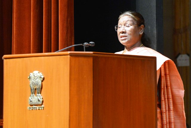राष्ट्रपति द्रौपदी मुर्मु (फाइल) राष्ट्रपति द्रौपदी मुर्मु (फाइल)