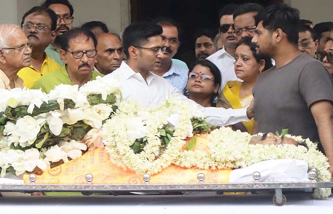 साग्निक के लिए अभिषेक बनेंगे अभिभावक साग्निक के लिए अभिषेक बनेंगे अभिभावक