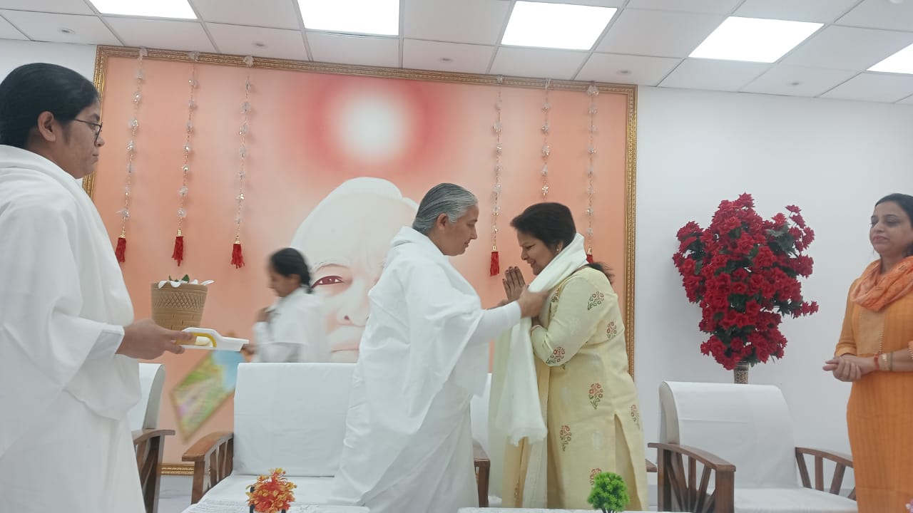 ब्रह्मा कुमारीज ने मनाया अंतरराष्ट्रीय परिवार दिवस ब्रह्मा कुमारीज ने मनाया अंतरराष्ट्रीय परिवार दिवस