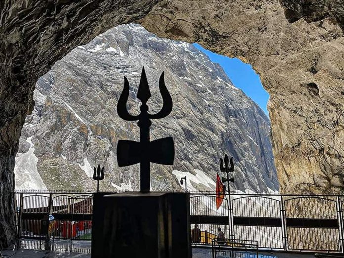 3 जुलाई से शुरू होन वाली श्री अमरनाथ यात्रा के लिए तैयारी शुरू, अब तक 3.5 लाख से अधिक श्रद्धालुओं ने यात्रा के लिए कराया ऑनलाइन पंजीकरण 3 जुलाई से शुरू होन वाली श्री अमरनाथ यात्रा के लिए तैयारी शुरू, अब तक 3.5 लाख से अधिक श्रद्धालुओं ने यात्रा के लिए कराया ऑनलाइन पंजीकरण