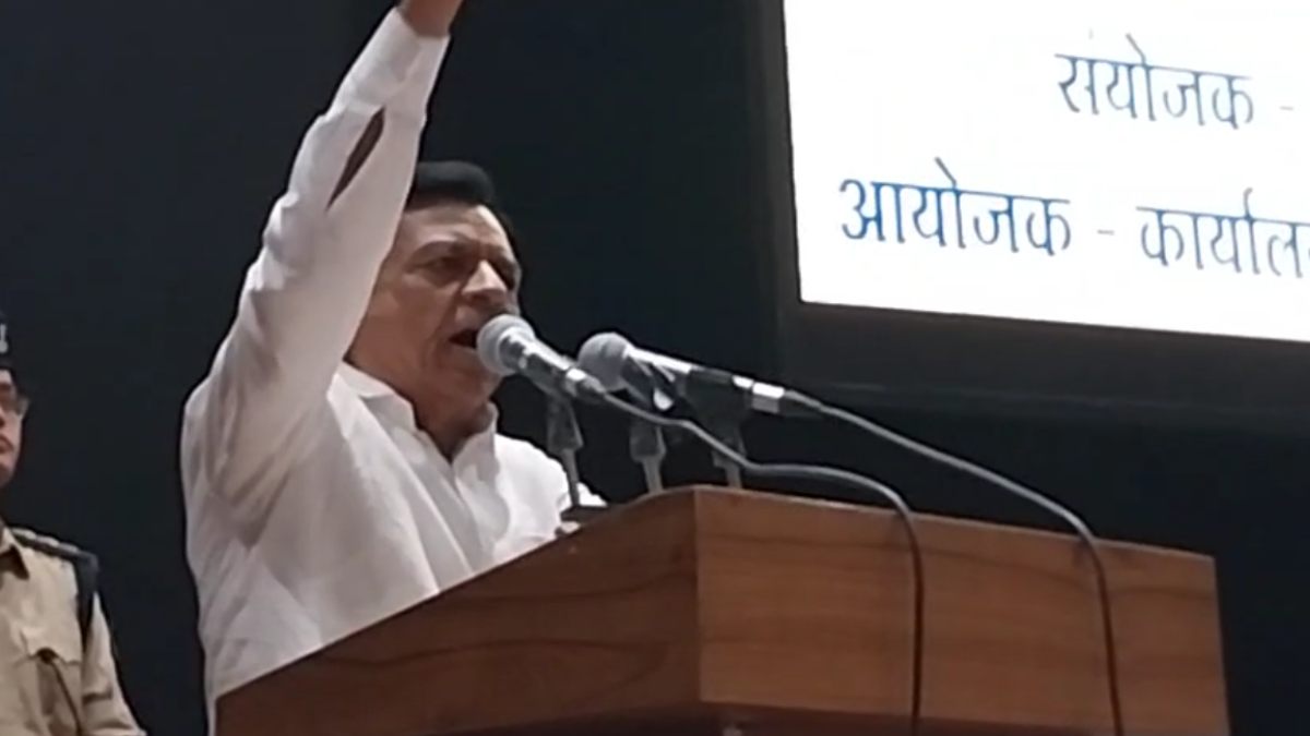 अब डिप्टी सीएम जगदीश देवड़ा की फीसली जुबान अब डिप्टी सीएम जगदीश देवड़ा की फीसली जुबान