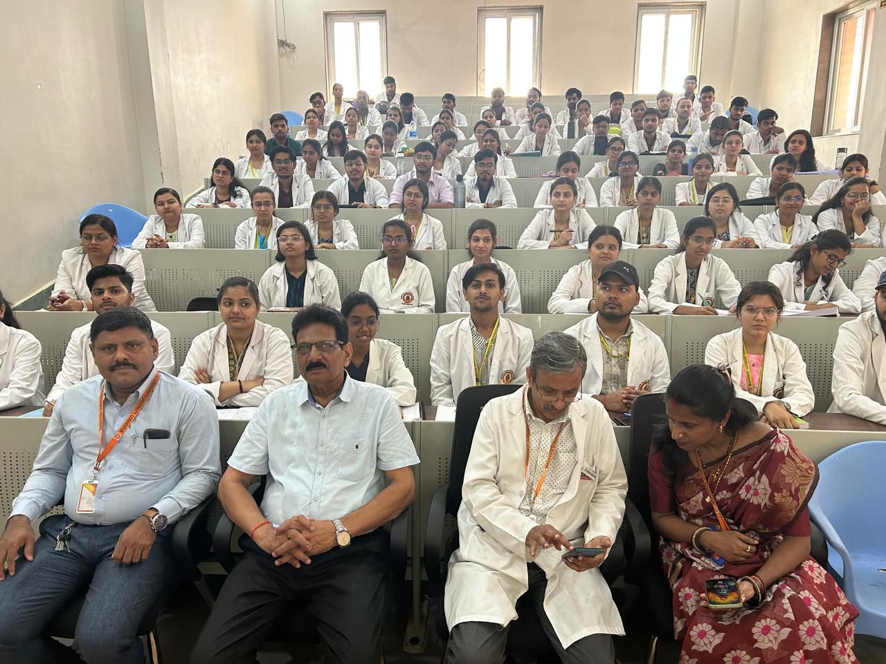 एमजीयूजी में ‘एक राष्ट्र-एक स्वास्थ्य तंत्र’ विषय पर पर वैज्ञानिक संगोष्ठी*