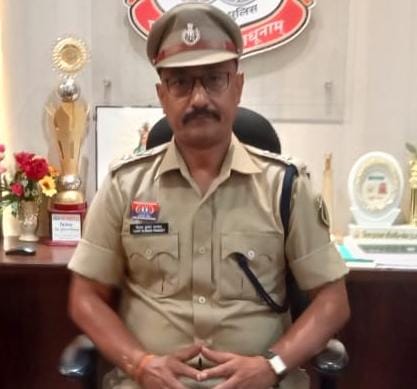 नवपदस्थ पुलिस अधीक्षक विजय पाण्डेय ने किया पदभार ग्रहण नवपदस्थ पुलिस अधीक्षक विजय पाण्डेय ने किया पदभार ग्रहण