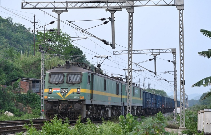 पूर्वोत्तर सीमा रेलवे द्वारा जारी तस्वीर। पूर्वोत्तर सीमा रेलवे द्वारा जारी तस्वीर।