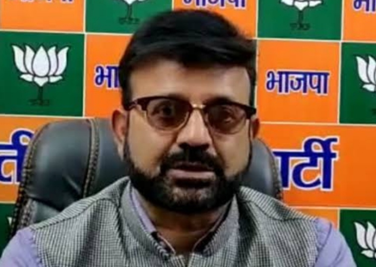 भाजपा प्रवक्ता प्रतुल की तस्वीर भाजपा प्रवक्ता प्रतुल की तस्वीर