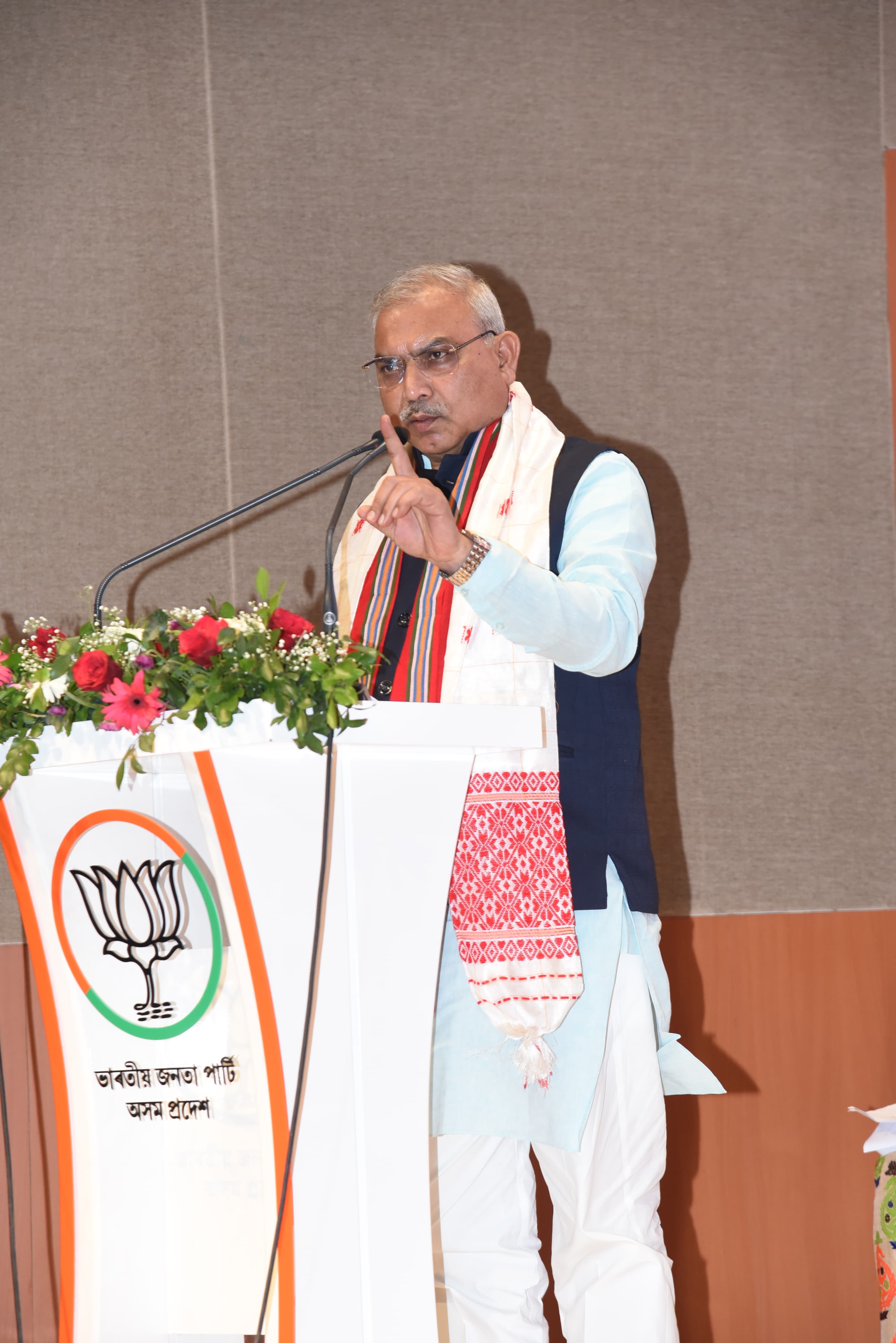 अहिल्याबाई होलकर की 300वीं जयंती पर असम प्रदेश भाजपा मुख्यालय अटल बिहारी वाजपेयी भवन में आयोजित कार्यक्रम की तस्वीर। अहिल्याबाई होलकर की 300वीं जयंती पर असम प्रदेश भाजपा मुख्यालय अटल बिहारी वाजपेयी भवन में आयोजित कार्यक्रम की तस्वीर।