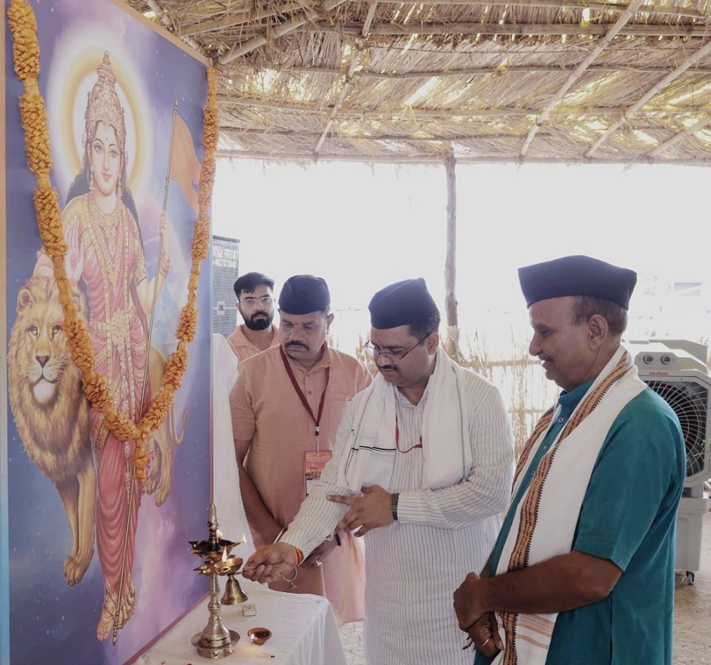 विदिशा में राष्ट्रीय स्वयंसेवक संघ मध्य भारत प्रांत के संघ शिक्षा वर्ग विशेष का शुभारंभ विदिशा में राष्ट्रीय स्वयंसेवक संघ मध्य भारत प्रांत के संघ शिक्षा वर्ग विशेष का शुभारंभ